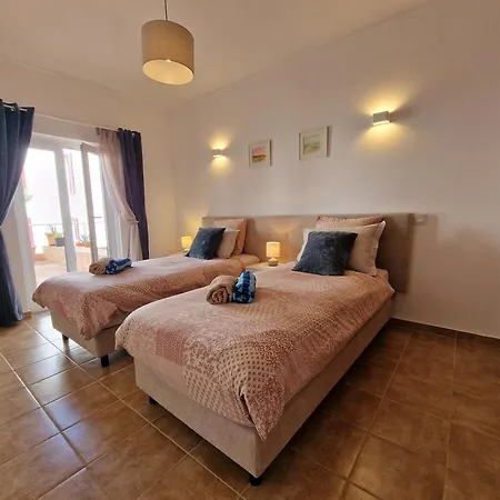 Sea Daisy Apartment, * Burgau